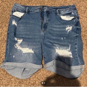 Judy Blue Ripped Cuffed Denim Shorts